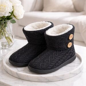 Brand new house cozzy black Sherpa size large